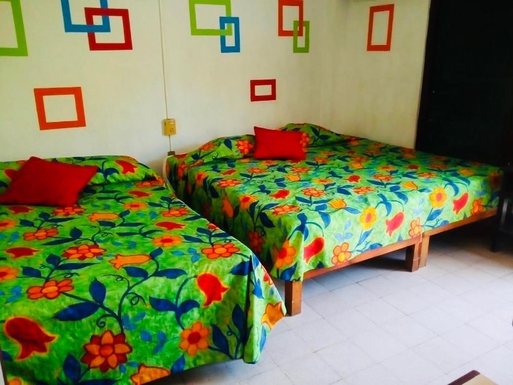 Hotel Zocalo Abuelos Acapulco Esterno foto